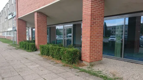 14o kv.m. Patalpos prekybai, maitinimui, biurui Draugystes g. - 1