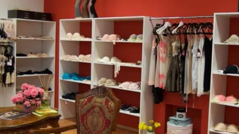 APATINIS IR VIRŠUTINIS TRIKOTAŽAS - 1