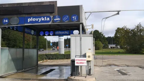 Skubiai parduodu veikiančią dviejų vietų savitarnos plovyklą. - 1
