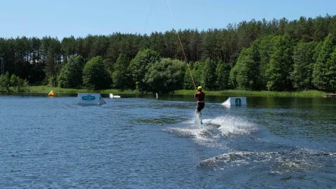 Vandens pramogų parkas Molėtuose "FLIP Point" - 1