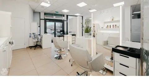Parduodu veikianti grožio saloną - 1